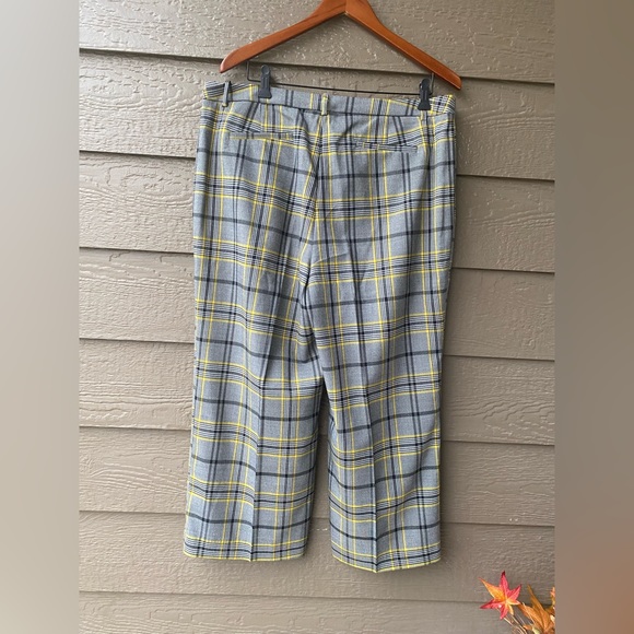 Ellen Tracy Ankle Dress Pants Wide Leg Womens Size 14 Pockets Plaid Gray - Picture 3 of 15